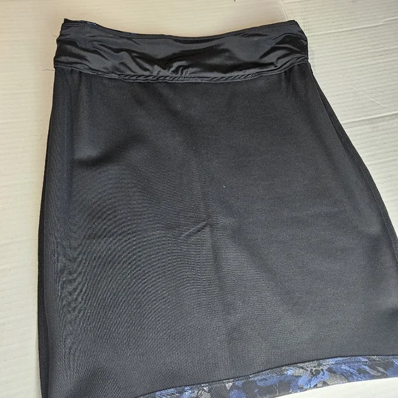 Carmen Marc Valvo Women Floral Pencil Skirt Size Large - Picture 4 of 8